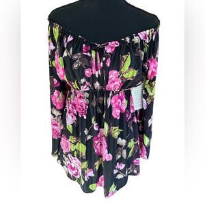 New with tags Boston Proper Stemmed Roses Blouse, Black multi, size XXS